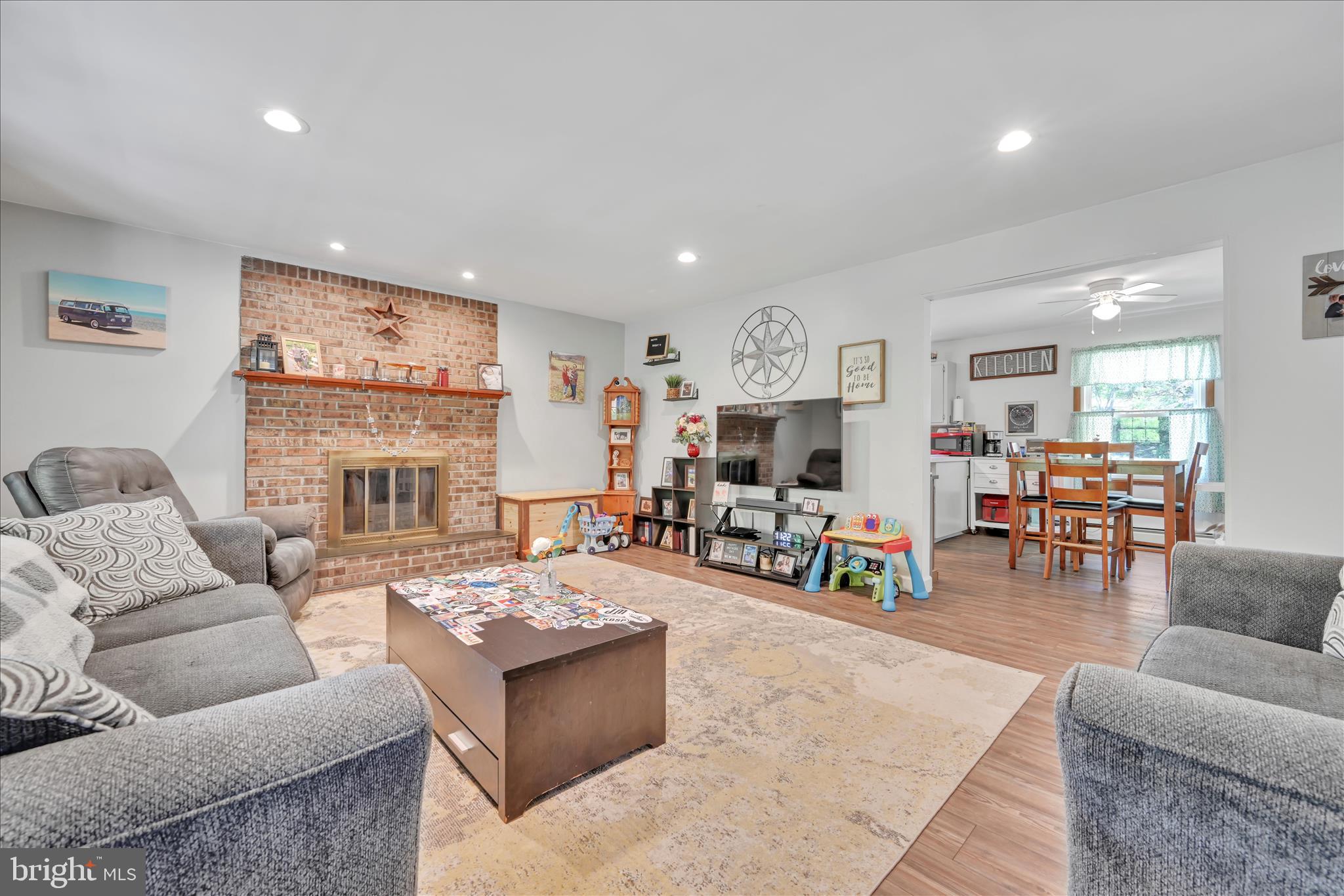 85 Gernants Church Road Leesport, PA 19533 - Photo 3 of 43 a living room with furniture and a flat screen tv