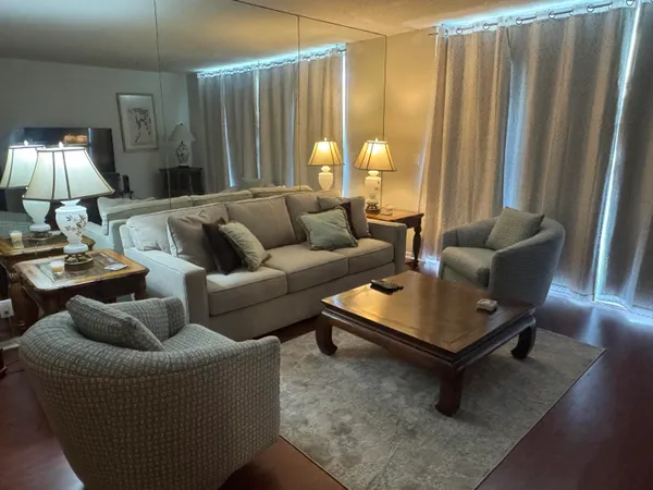 $3,300 | 5440 North Ocean Drive, Unit 1204, Singer Island, FL 33404