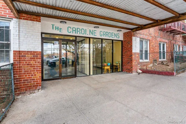 a view of lobby with an outdoor space