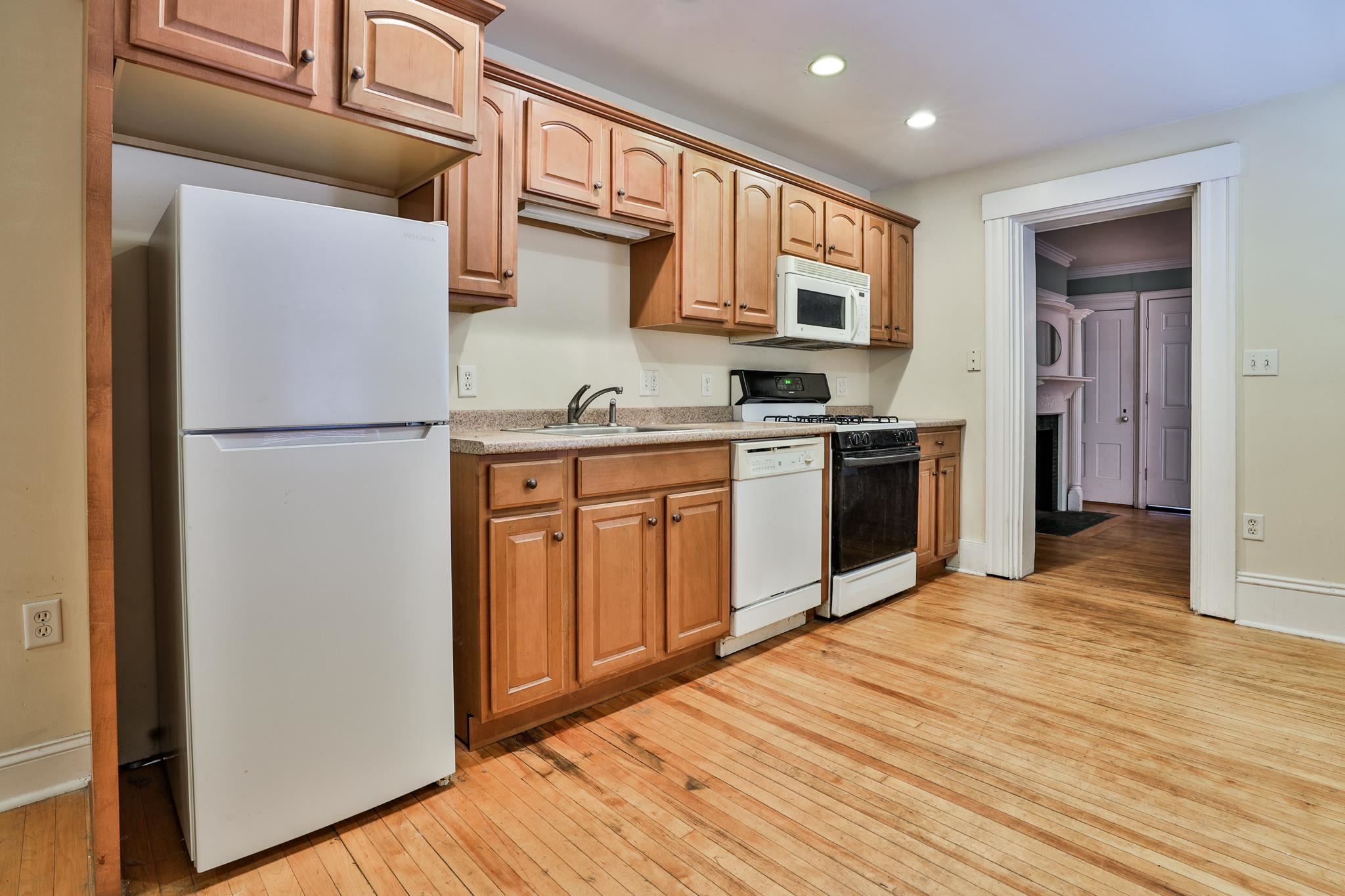 76 West Merrimack Street, Unit 1 Manchester, NH 03101 - Photo 10 of 13