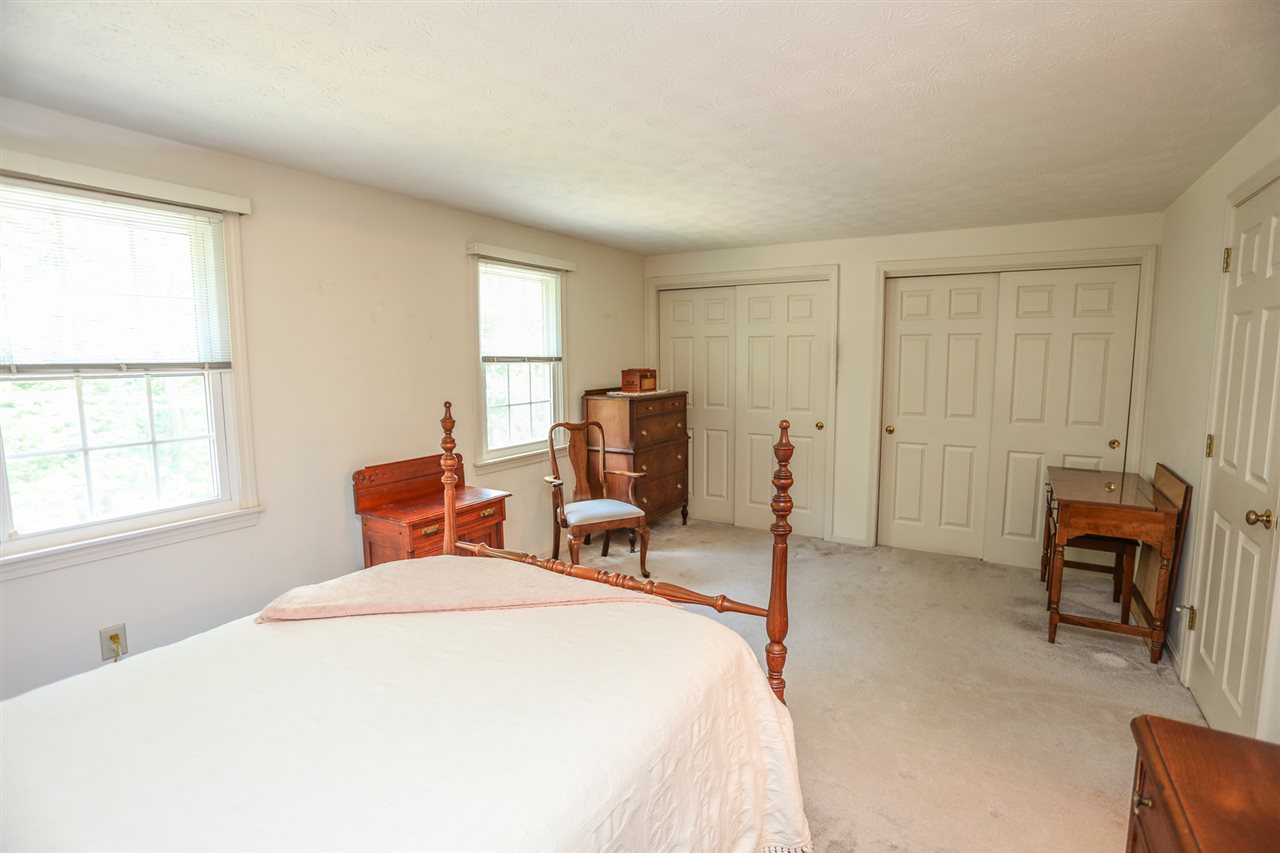 42 Ramsgate Ridge Drive Nashua, NH 03063 - Photo 20 of 29