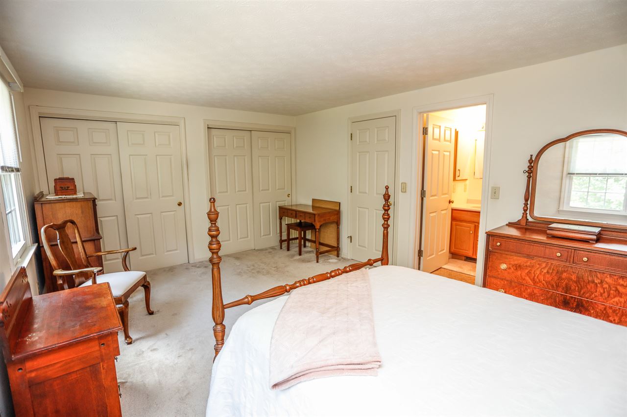 42 Ramsgate Ridge Drive Nashua, NH 03063 - Photo 21 of 29