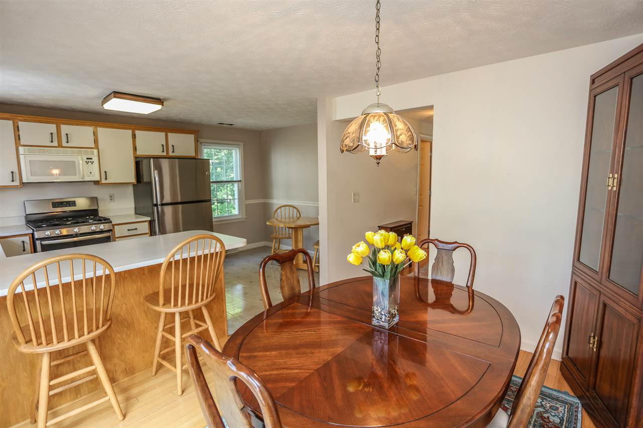 42 Ramsgate Ridge Drive Nashua, NH 03063 - Photo 7 of 29