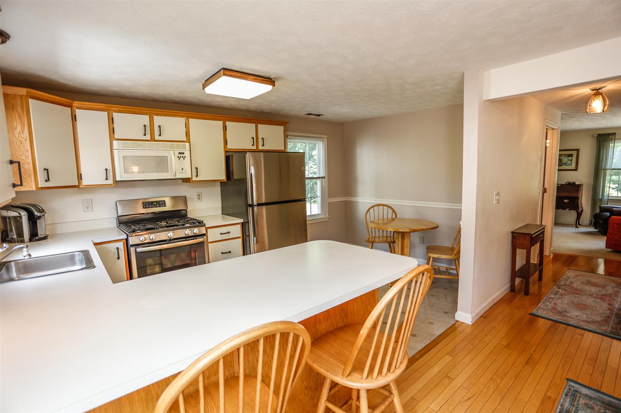 42 Ramsgate Ridge Drive Nashua, NH 03063 - Photo 8 of 29
