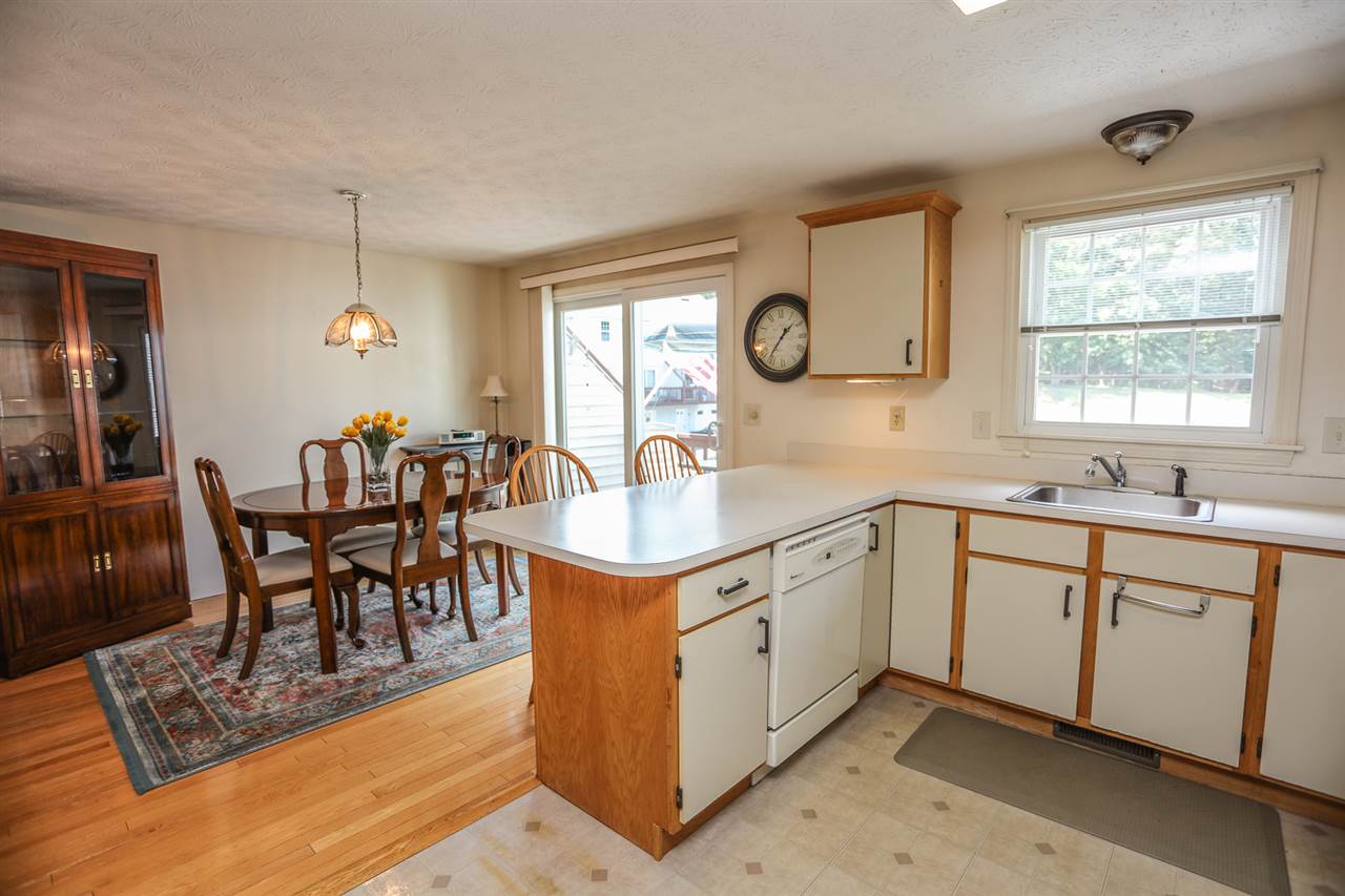 42 Ramsgate Ridge Drive Nashua, NH 03063 - Photo 10 of 29