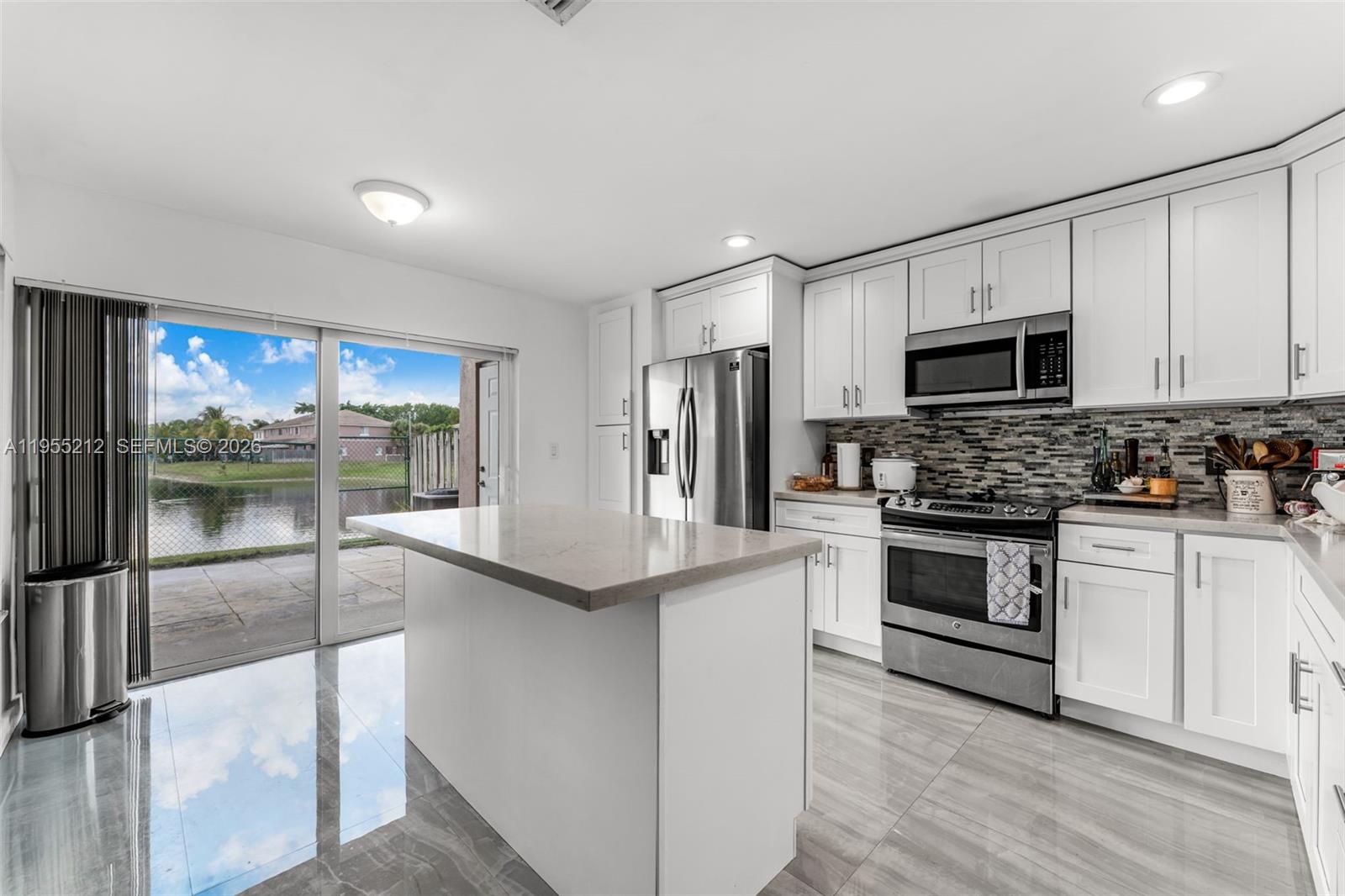 6934 Southwest 164th Court Miami, FL 33193 - Photo 2 of 41