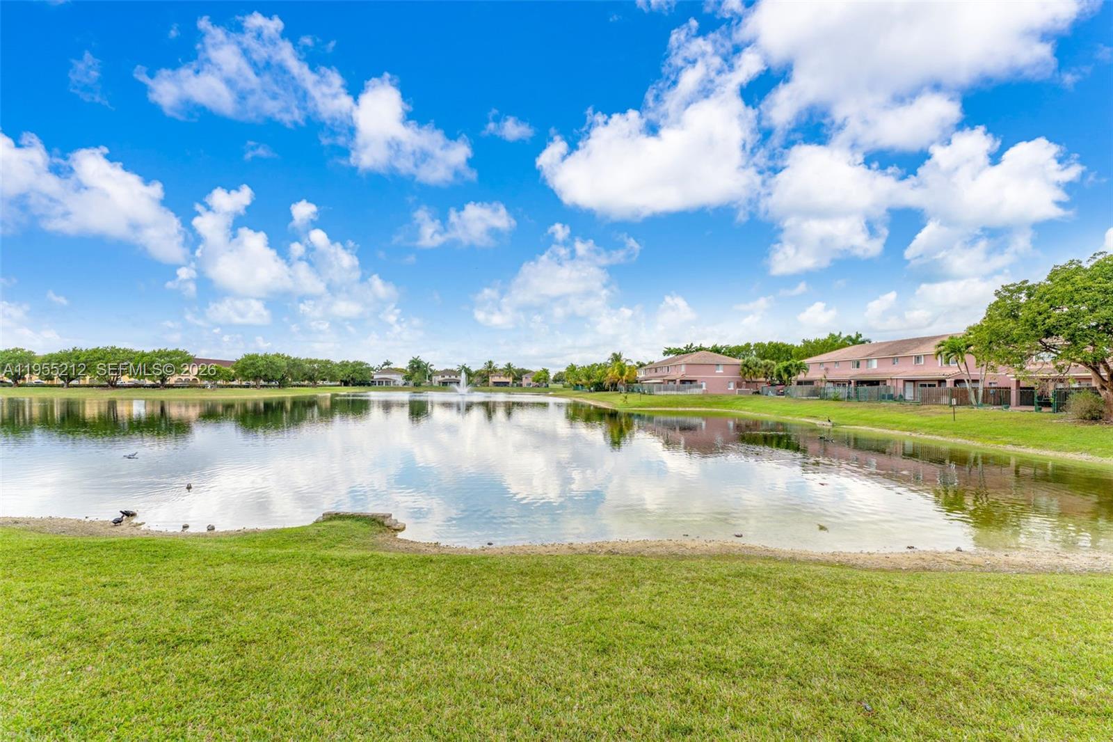 6934 Southwest 164th Court Miami, FL 33193 - Photo 28 of 41