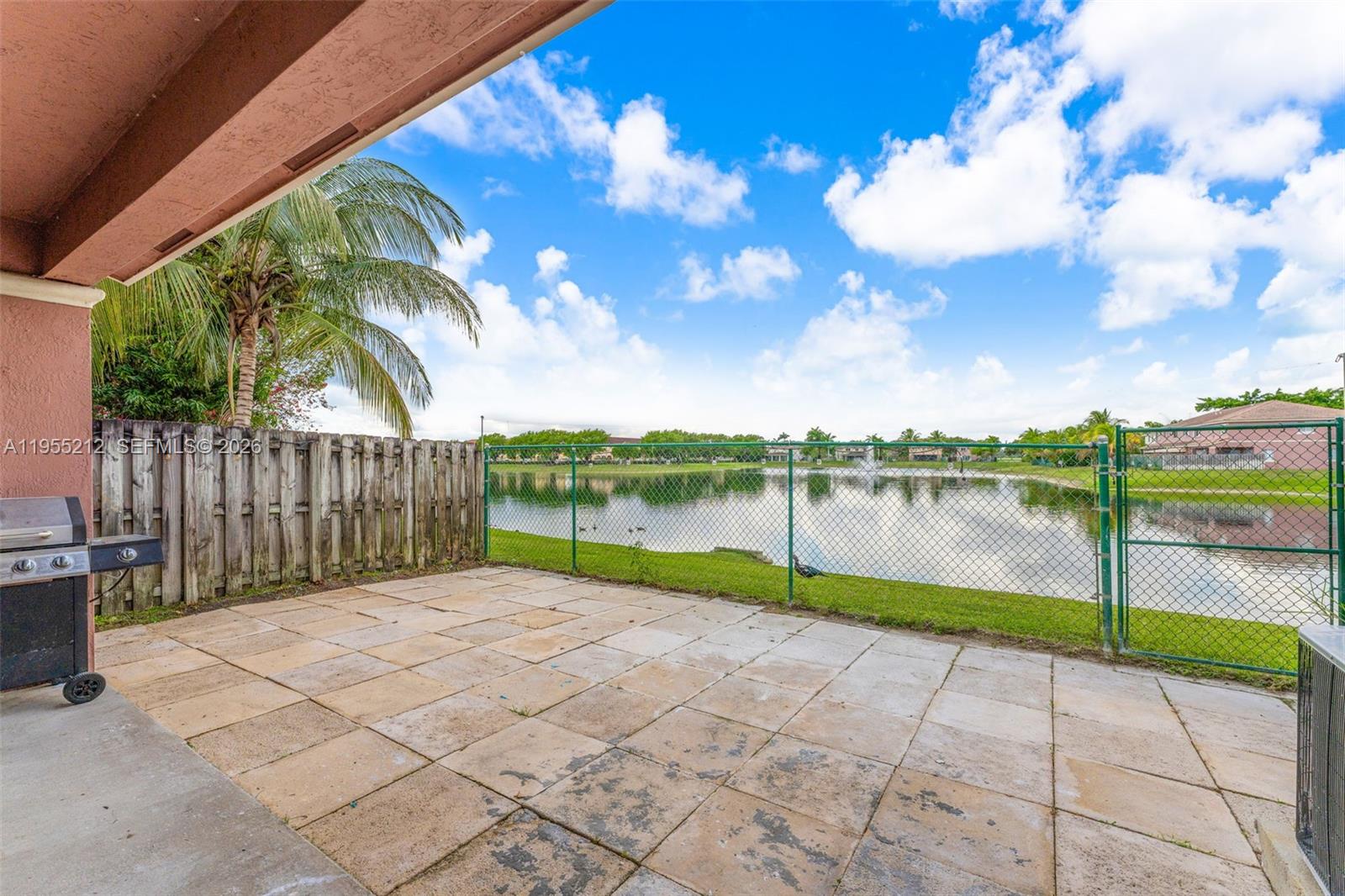 6934 Southwest 164th Court Miami, FL 33193 - Photo 31 of 41