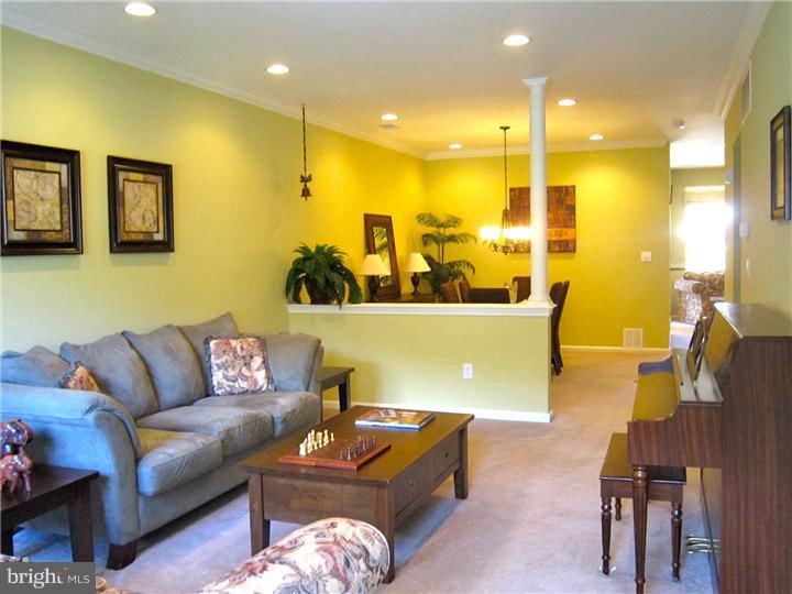 96 Warwick Road West Windsor, NJ 08550 - Photo 2 of 13 Gallery Image 2