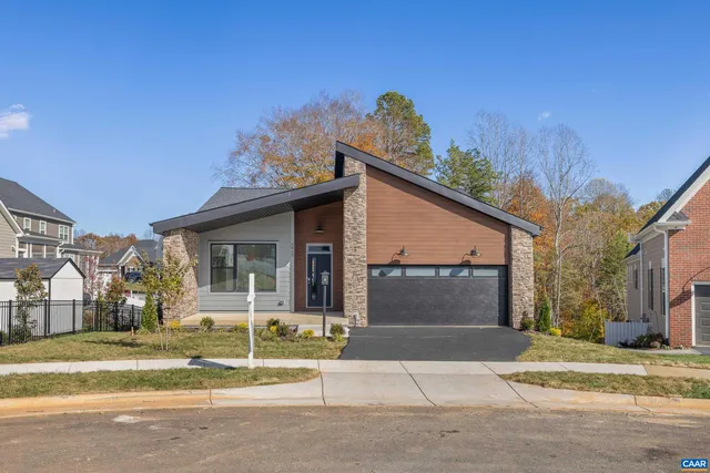 a view of a house with a outdoor space