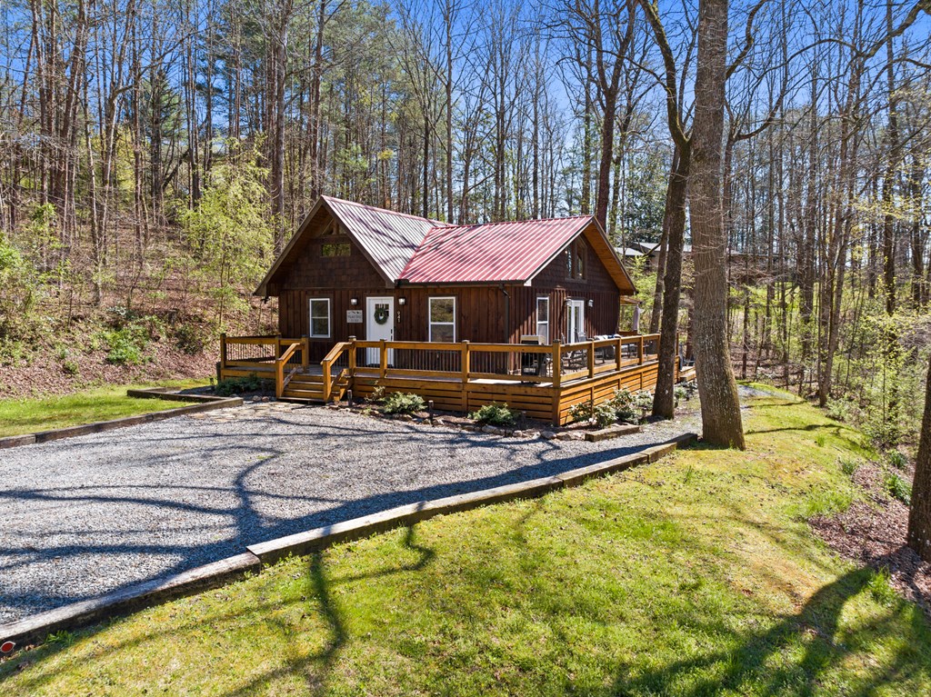941 Hidden Valley Drive Morganton, GA 30560 - Photo 33 of 35 a view of a house with swimming pool