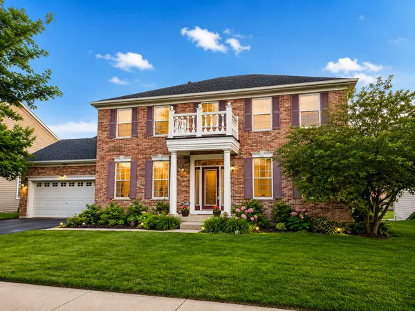 $610,000 | 343 Copper Springs Lane, Elgin, IL 60124