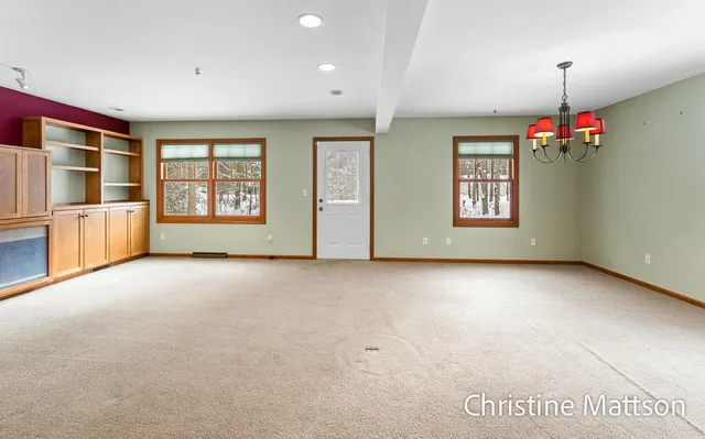 $450,000 | 4074 West Roosevelt Road, Montague, MI 49437