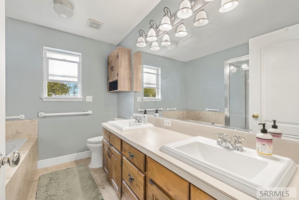 3770 Wasatch Circle Ammon, ID 83406 - Photo 17 of 63