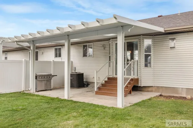 $405,000 | 3770 Wasatch Circle, Ammon, ID 83406