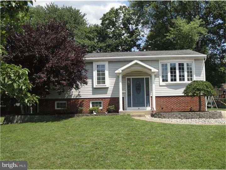 14 Ridgewood Road Gibbsboro, NJ 08026 - Photo 1 of 25 Gallery Image 1