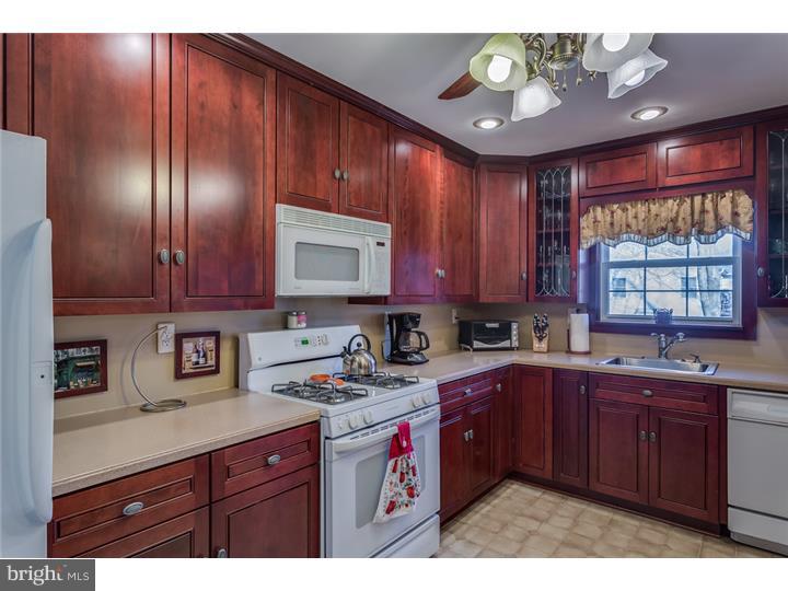 14 Ridgewood Road Gibbsboro, NJ 08026 - Photo 11 of 25 Gallery Image 11
