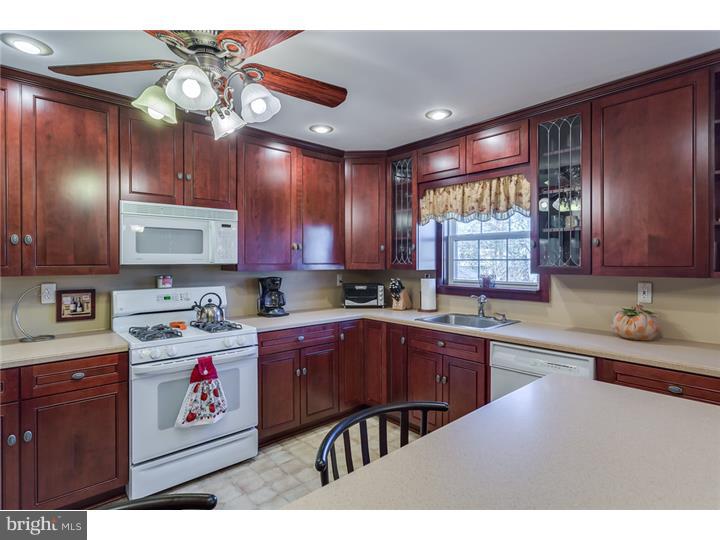 14 Ridgewood Road Gibbsboro, NJ 08026 - Photo 9 of 25 Gallery Image 9