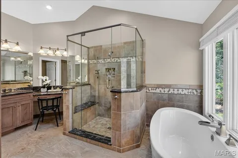 $850,000 | 17710 Wilding Pl Drive, Wildwood, MO 63005