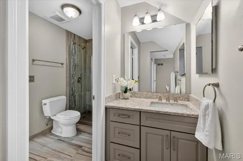 $850,000 | 17710 Wilding Pl Drive, Wildwood, MO 63005