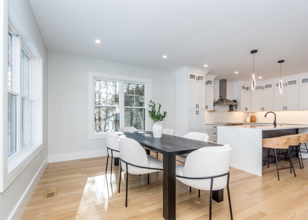 15 Cedarcroft Lane Waltham, MA 02451 - Photo 12 of 42