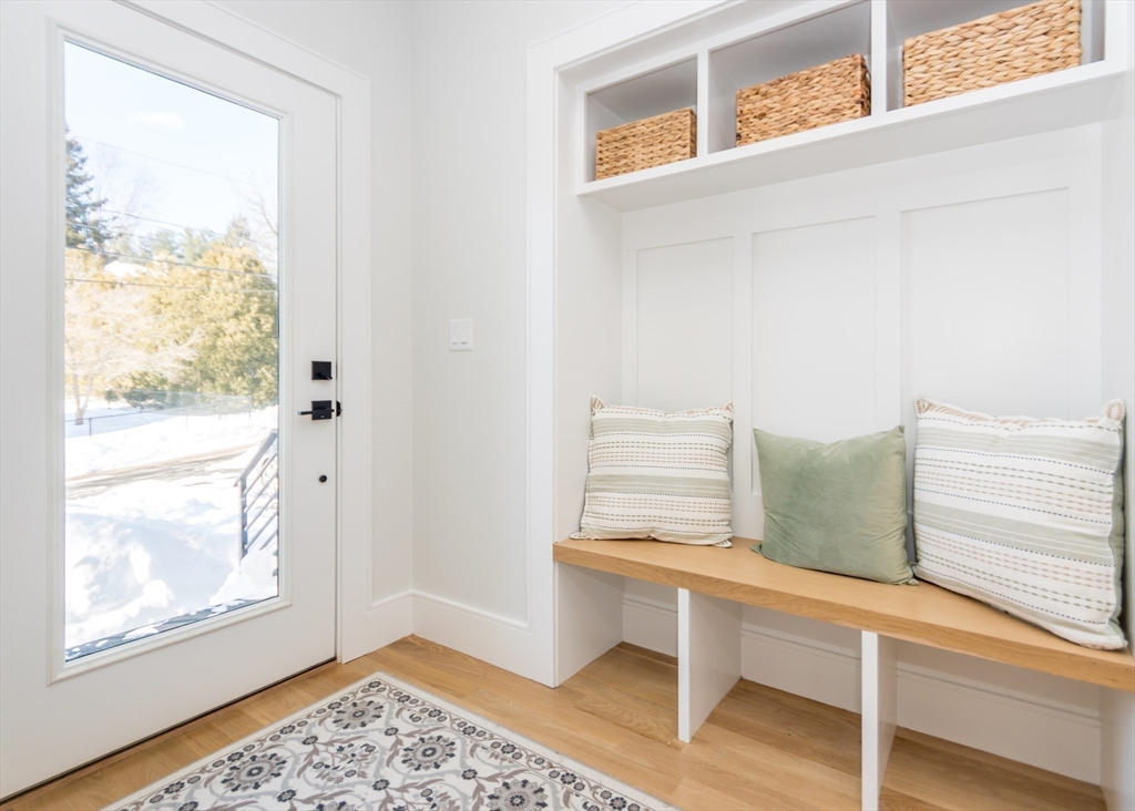 15 Cedarcroft Lane Waltham, MA 02451 - Photo 3 of 42