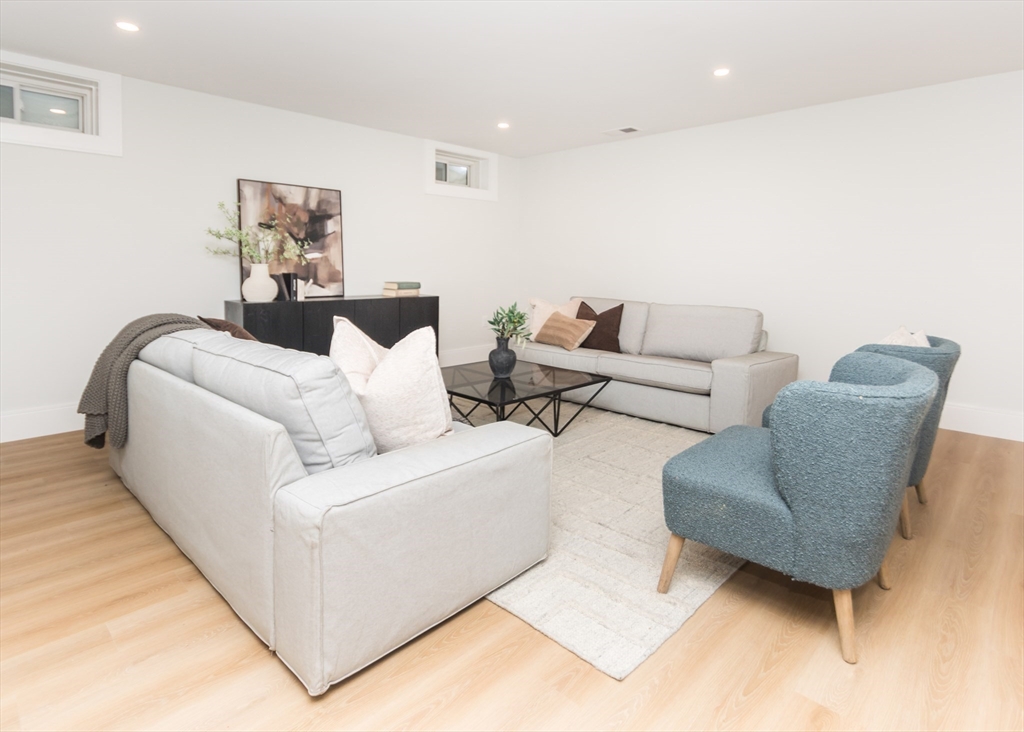 15 Cedarcroft Lane Waltham, MA 02451 - Photo 31 of 42