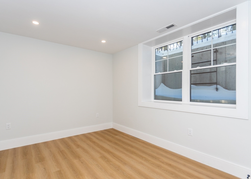 15 Cedarcroft Lane Waltham, MA 02451 - Photo 34 of 42