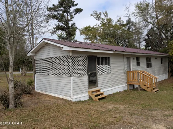 $139,000 | 1972 Lockey Drive, Sneads, FL 32460
