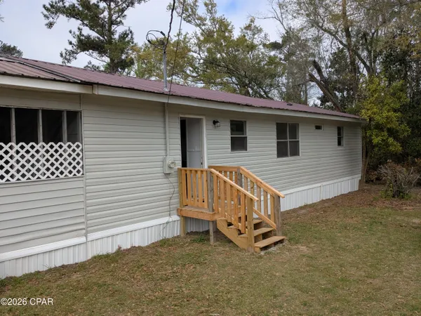 $139,000 | 1972 Lockey Drive, Sneads, FL 32460