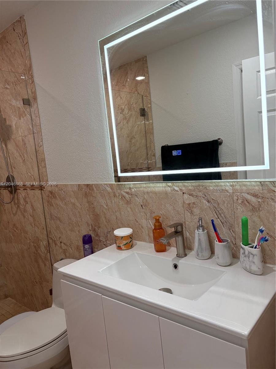 734 East 39th Street Hialeah, FL 33013 - Photo 21 of 55