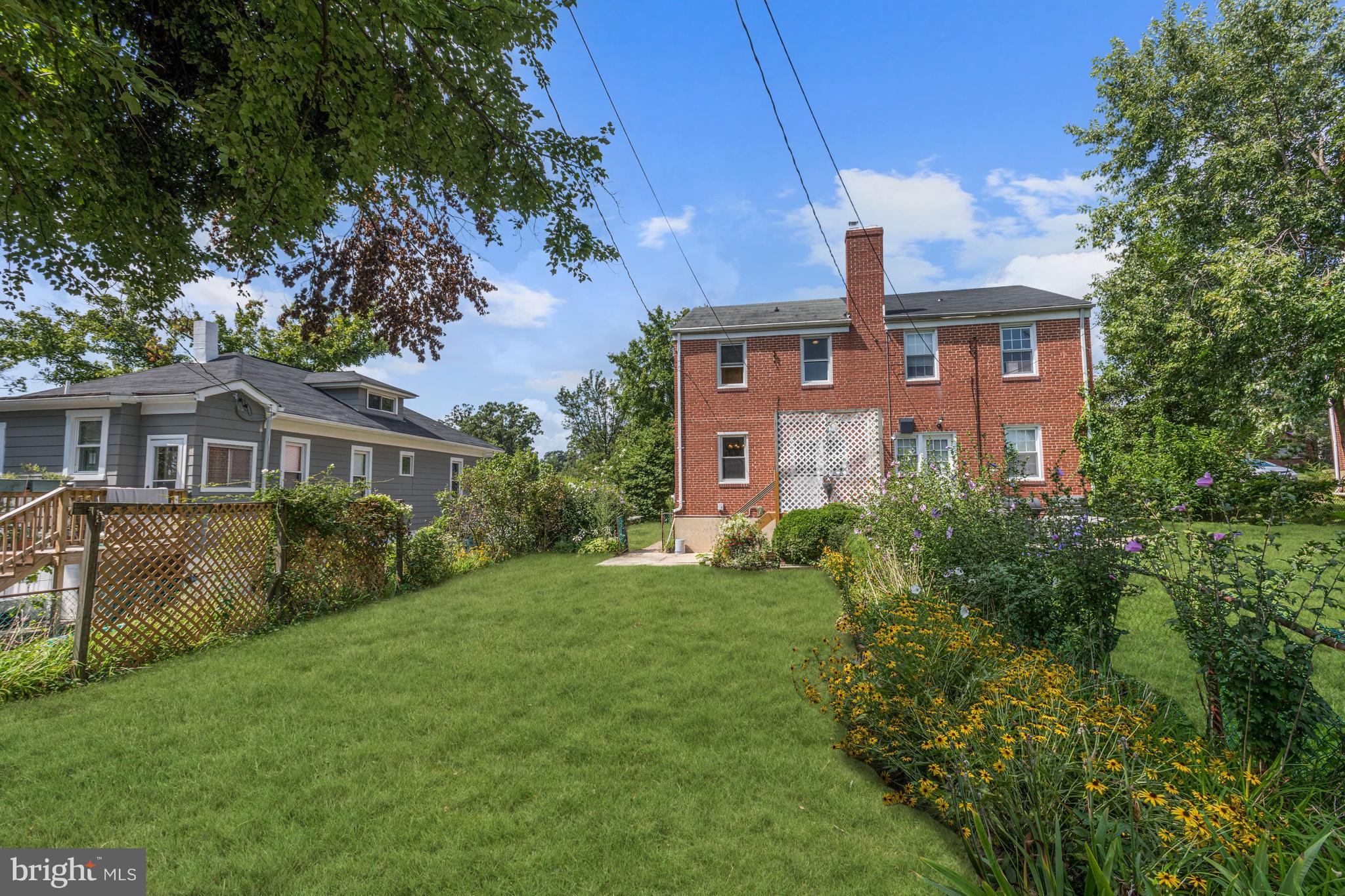 5617 McClean Boulevard Baltimore, MD 21214 - Photo 36 of 43 Exterior-Rear Lawn