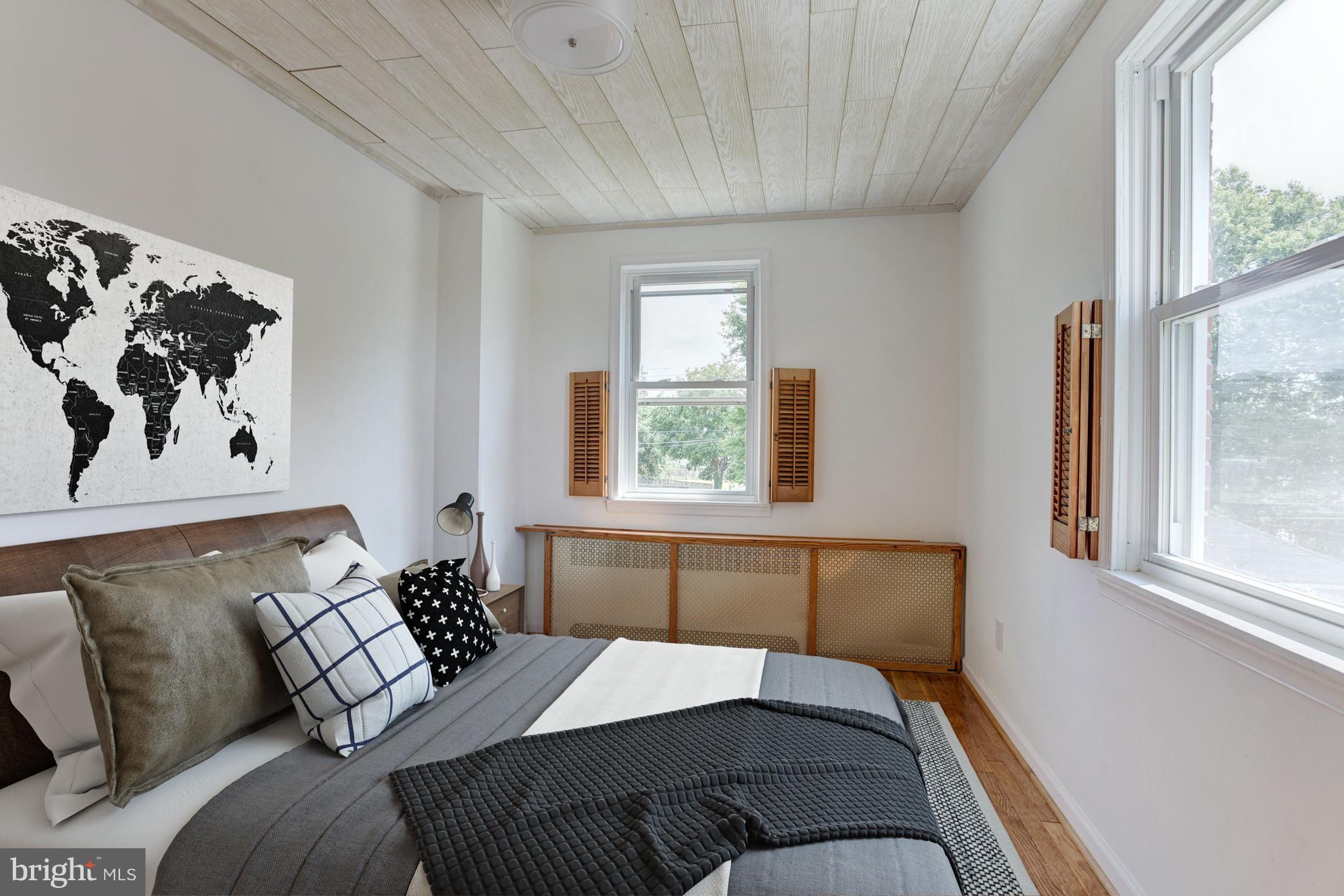 5617 McClean Boulevard Baltimore, MD 21214 - Photo 6 of 43 Primary Bedroom