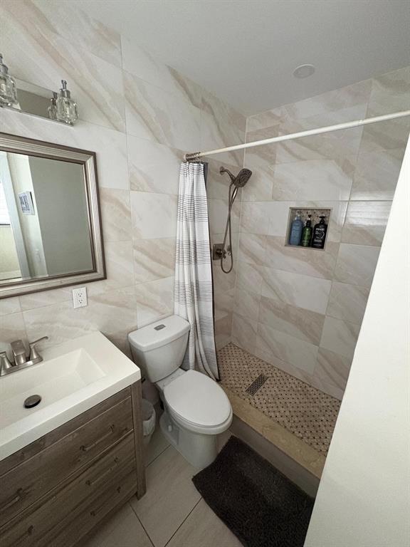 11831 Southwest 207th Street Miami, FL 33177 - Photo 6 of 24