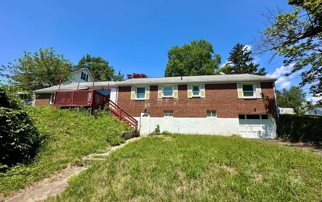 $349,900 | 137 Carroll Street, Springfield, MA 01108
