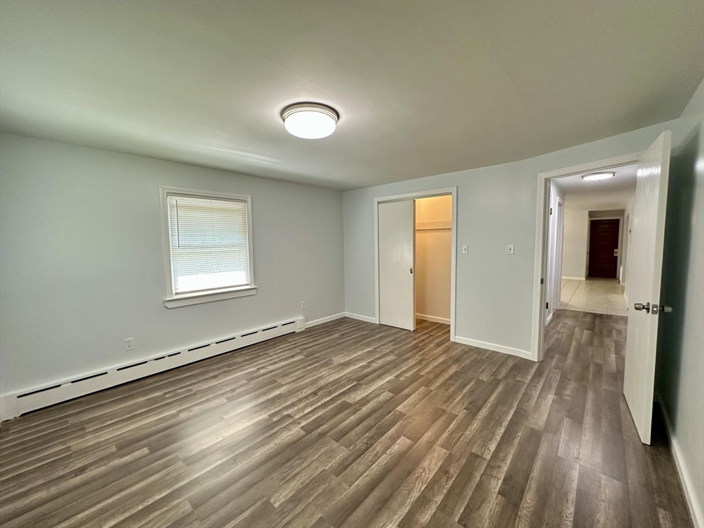 137 Carroll Street Springfield, MA 01108 - Photo 8 of 22