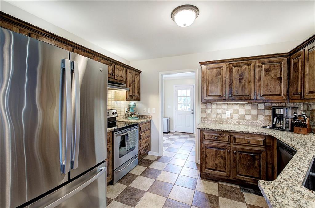 480 Beason Road Southeast Calhoun, GA 30701 - Photo 10 of 45