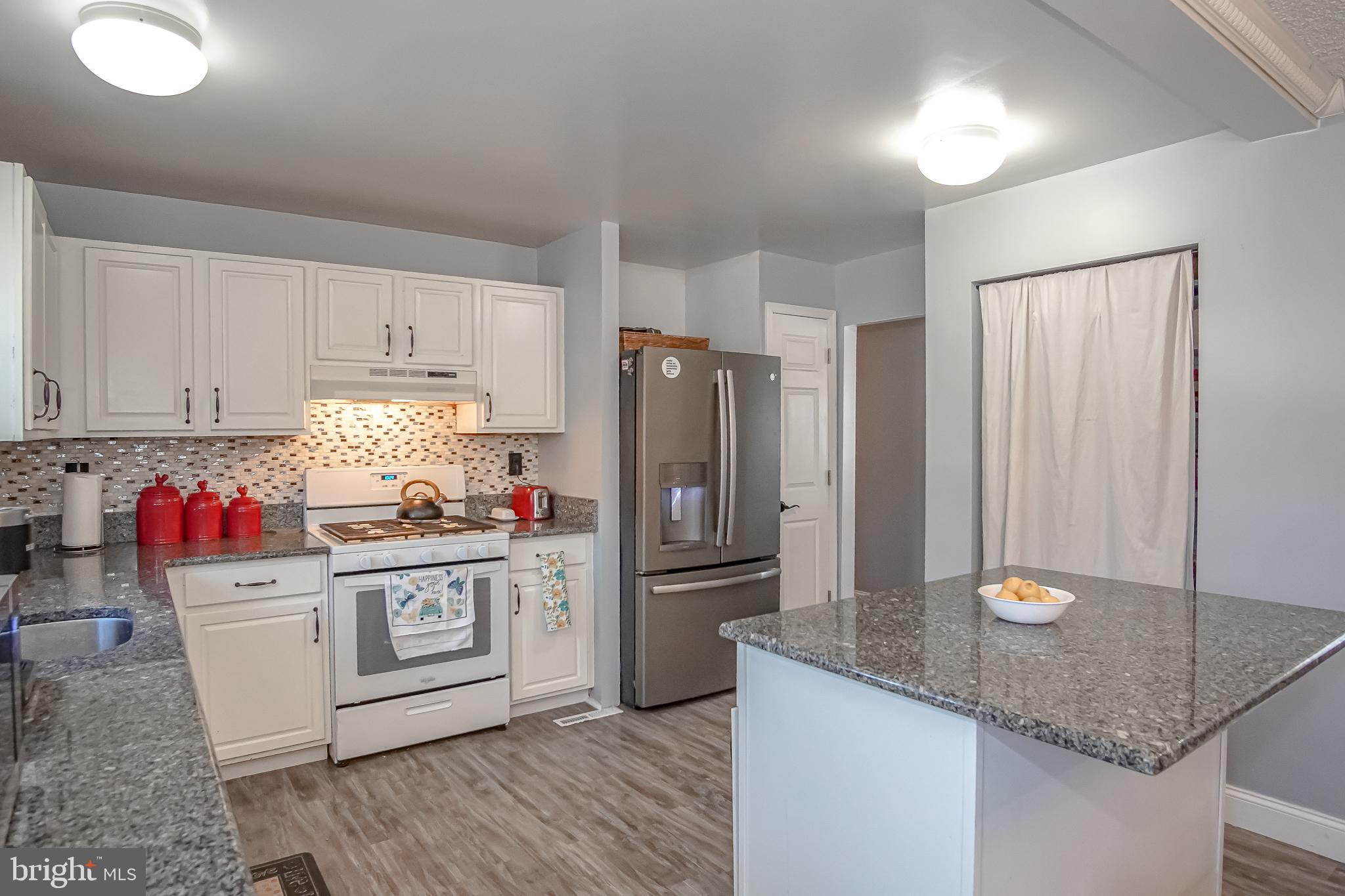 26 Edgehill Road Gibbsboro, NJ 08026 - Photo 7 of 30
