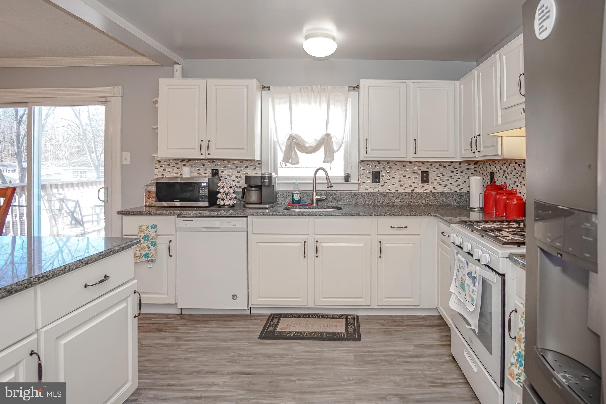 26 Edgehill Road Gibbsboro, NJ 08026 - Photo 8 of 30