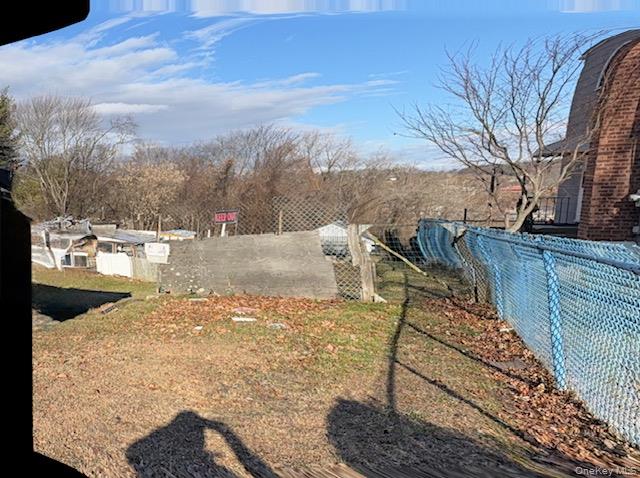 214 Dobbs Ferry Road White Plains, NY 10607 - Photo 9 of 11