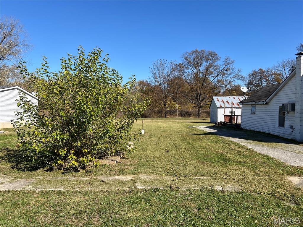 114 Oak Street Morrison, MO 65061 - Photo 5 of 9