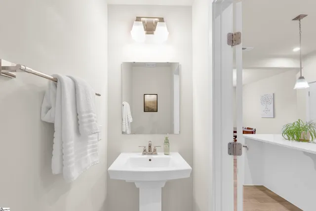 $335,000 | 31 Moss Holw Way, Simpsonville, SC 29680