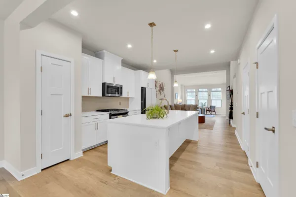 $310,000 | 31 Moss Holw Way, Simpsonville, SC 29680
