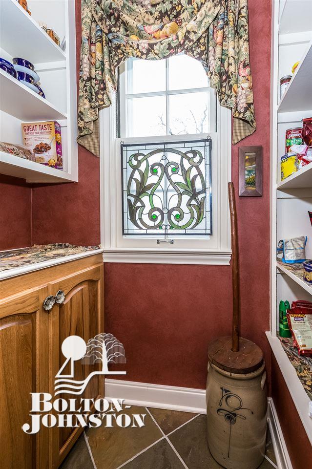 1103 Devonshire Road Grosse Pointe Park, MI 48230 - Photo 16 of 61