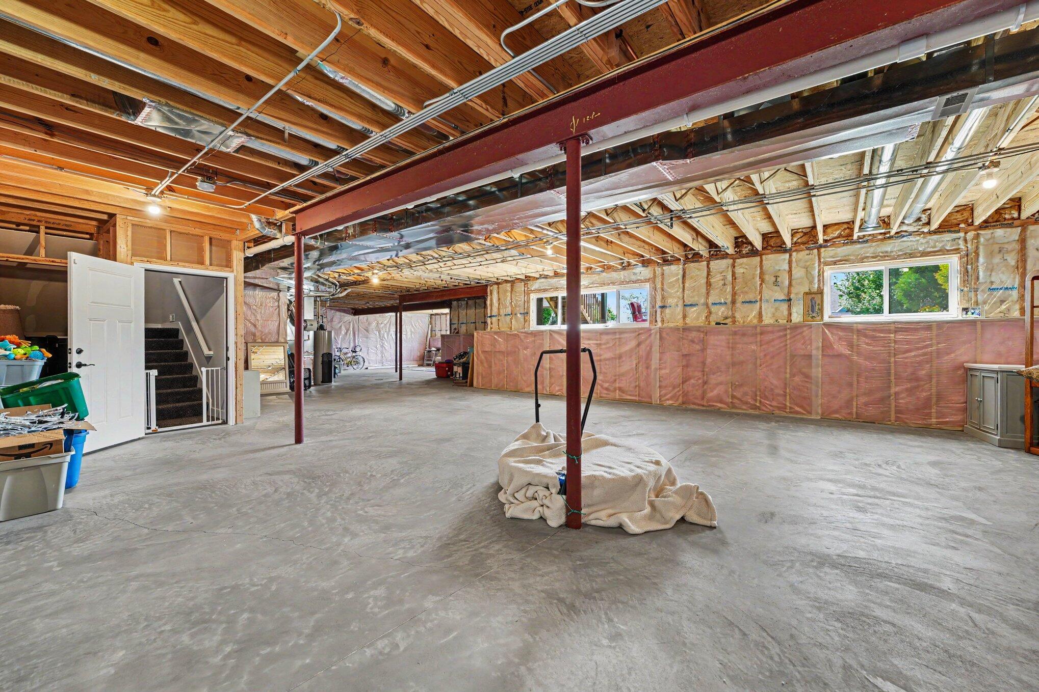 915 Betty Lane Crown Point, IN 46307 - Photo 26 of 41 2038x1359
