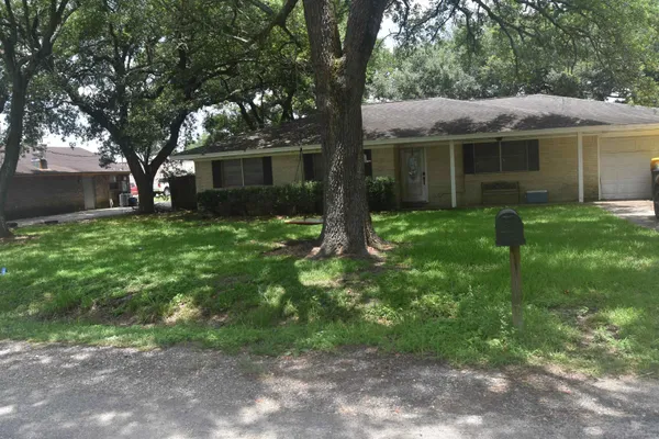 $95,000 | 115 Reynolds Lane, Vidor, TX 77662