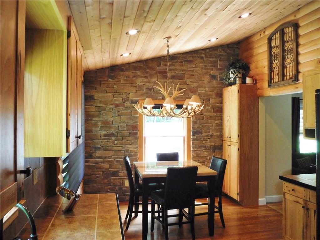 Spectacular Custom Kitchen with "unique" lighting!