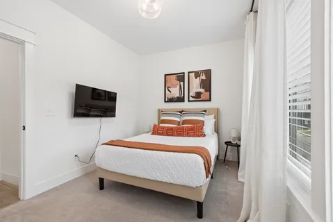 $479,900 | 332 Douglas Avenue, Nashville, TN 37207