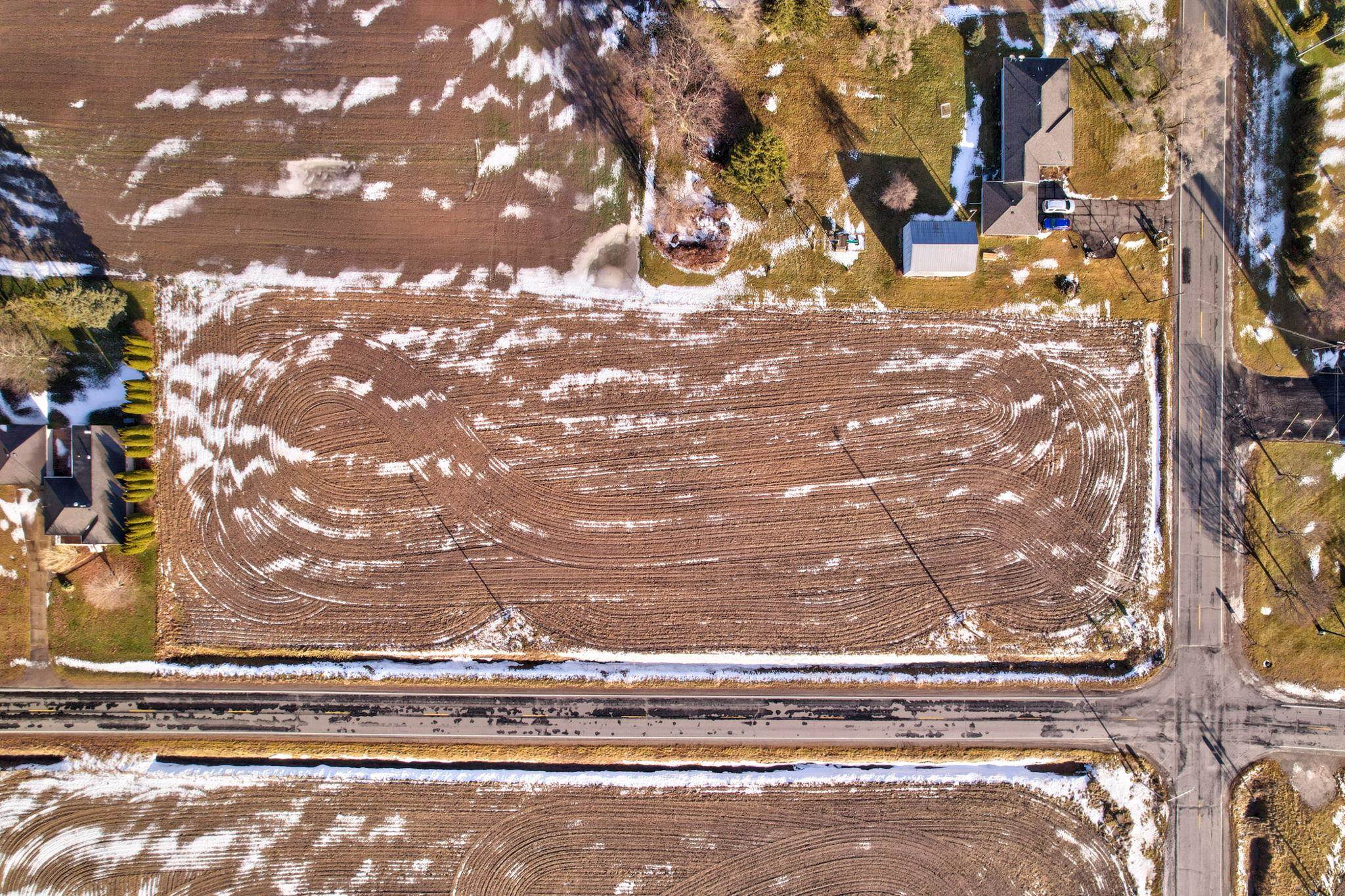 King Road Bridgeport, MI 48722 - Photo 2 of 12