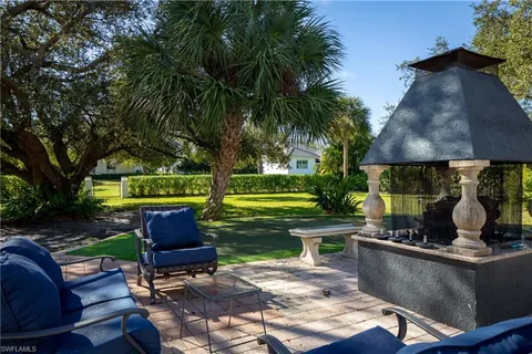 $825,000 | 6801 Lake Devonwood Drive, Fort Myers, FL 33908